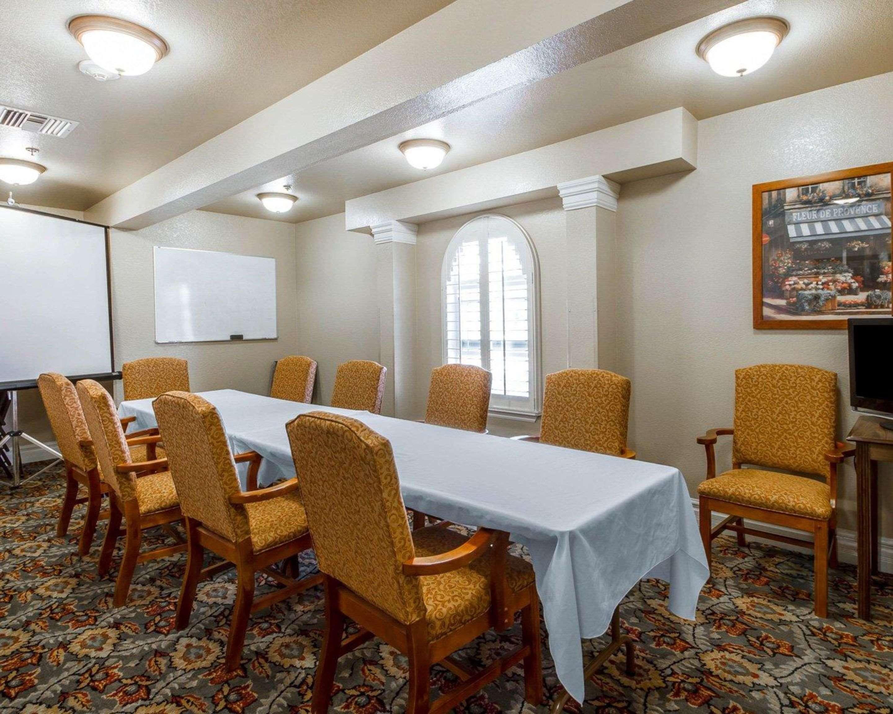 Comfort Inn & Suites Ukiah Mendocino County Luaran gambar