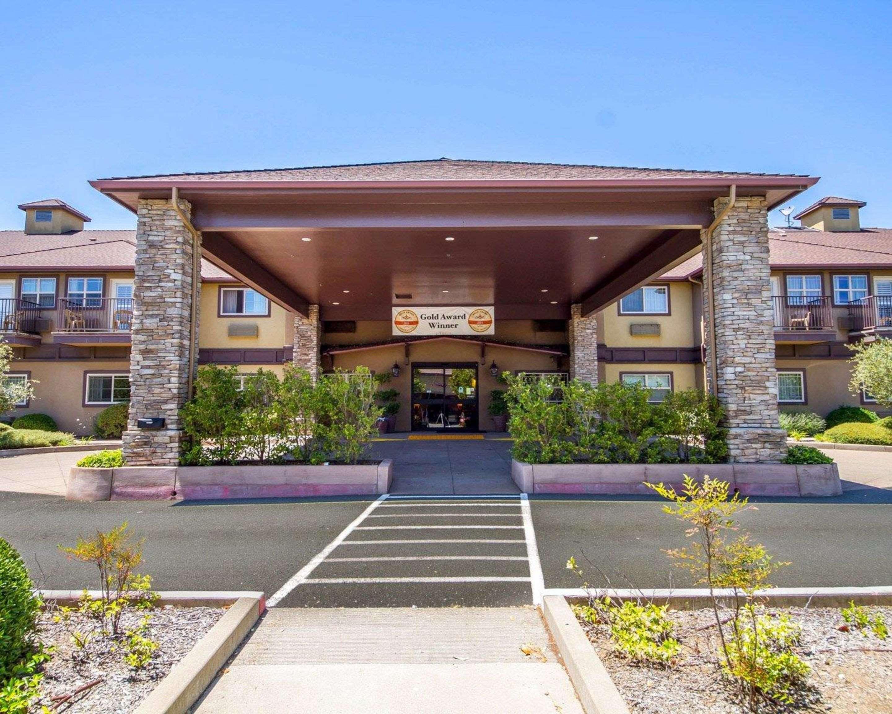 Comfort Inn & Suites Ukiah Mendocino County Luaran gambar