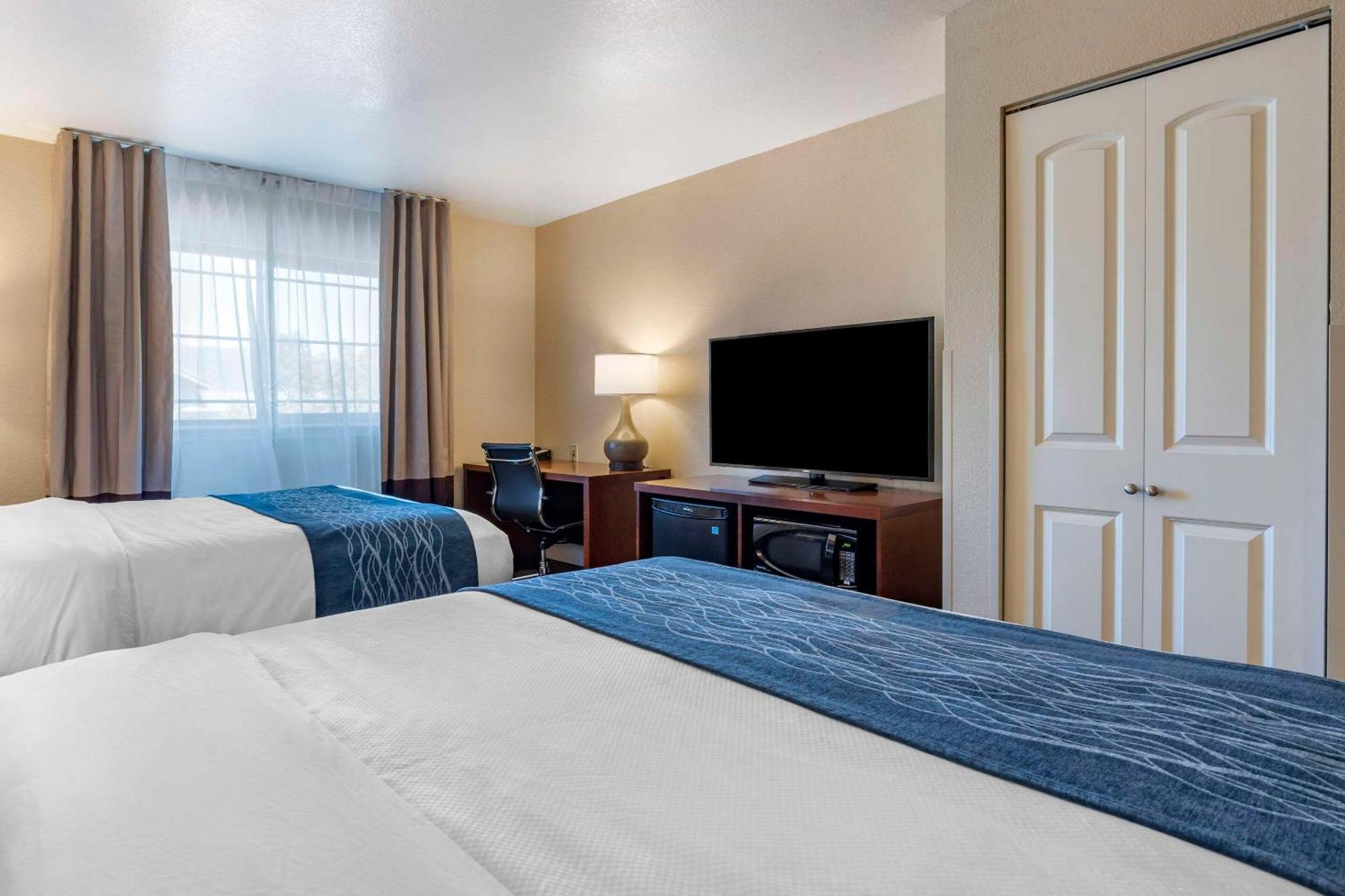 Comfort Inn & Suites Ukiah Mendocino County Luaran gambar